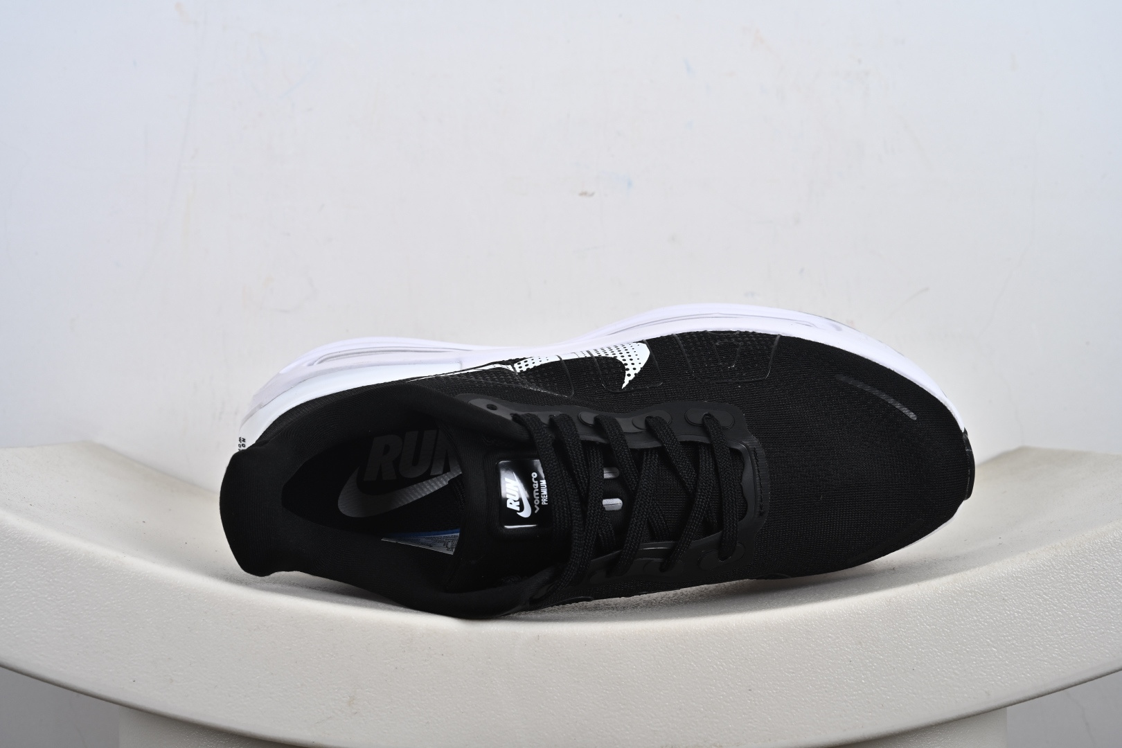 200 Nike ZOOM PREMIUM 耐克 飞马 舒适减震防滑 低帮跑步鞋全掌ReactX泡绵中底 FN8453-011