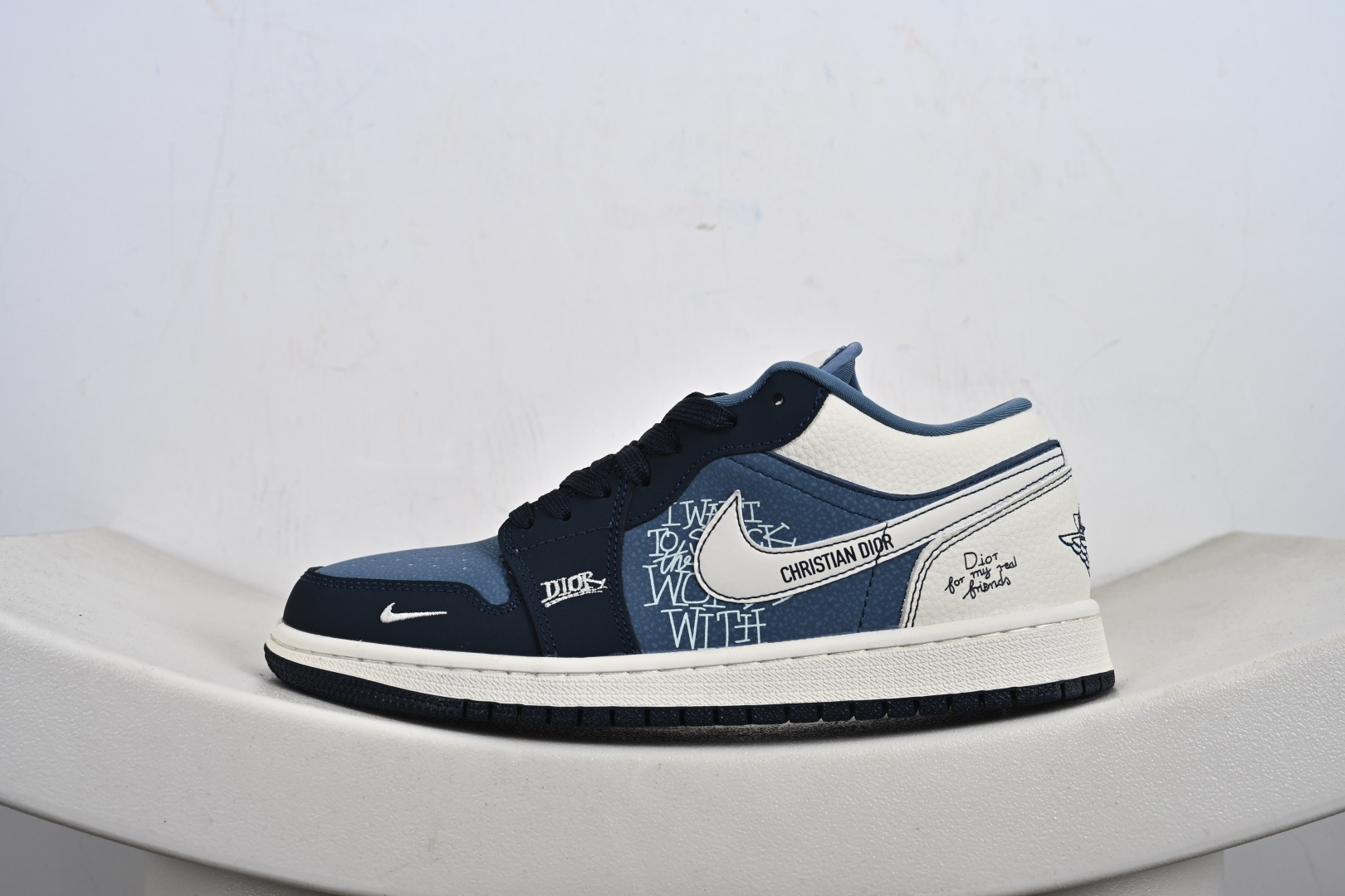 260 Dior x Air Jordan 1 Low 海军蓝渡鸦 LD8888-006
