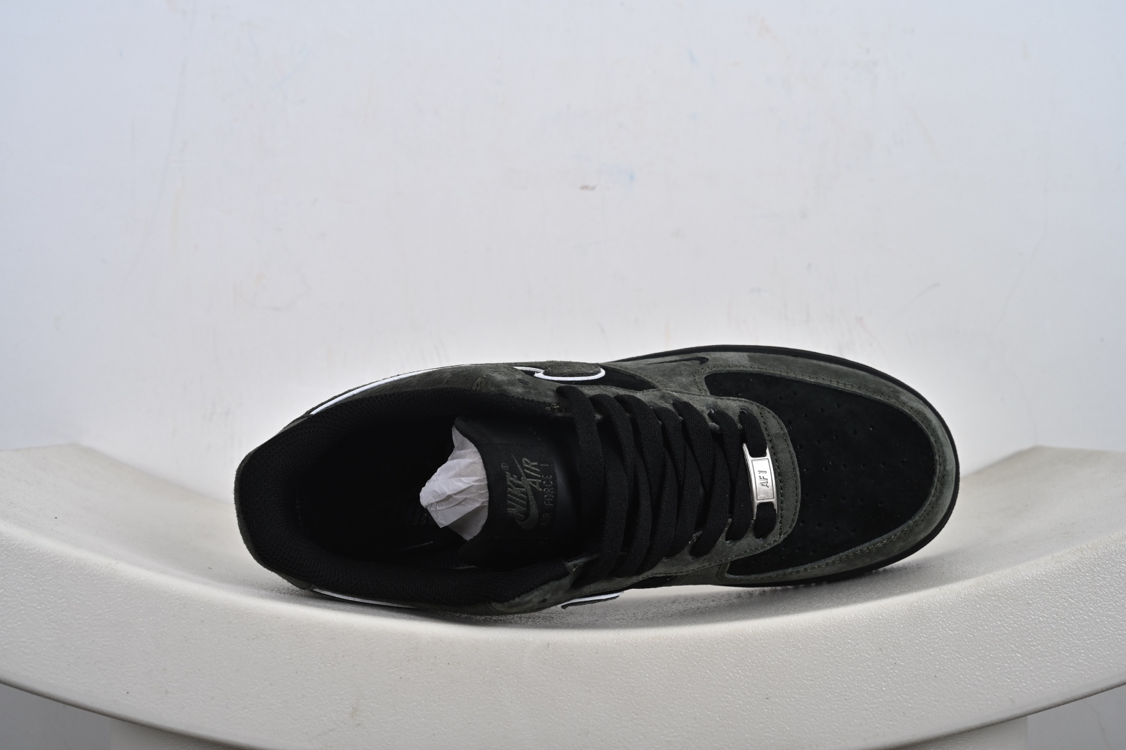 240 定制版 Air Force 1 07 Low “军绿黑”全麂皮 秋冬 空军一号 低帮休闲板鞋 ZH0316-132