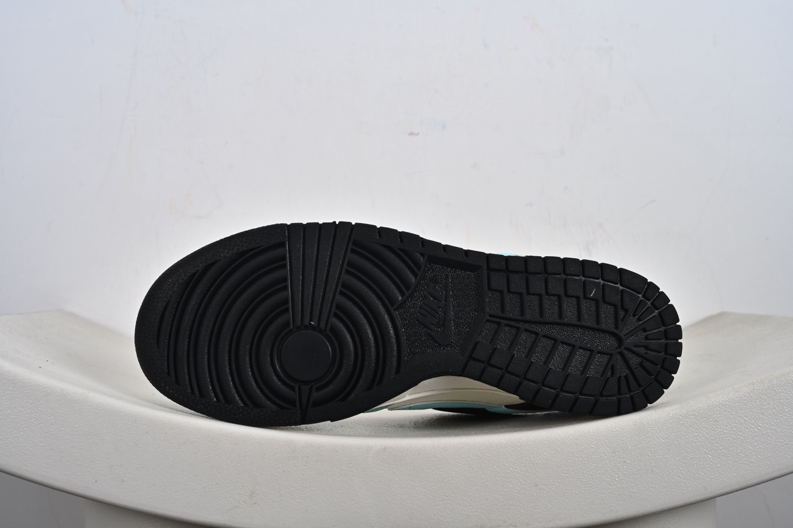 Bape x Nike Dunk Low 米黑蓝双勾 SJ8888-002-莆田鞋,莆田鞋货源,高仿鞋,高仿鞋货源,安福档口,莆田高仿鞋,莆田鞋批发,高仿鞋批发,莆田高仿运动鞋,高仿运动鞋,莆田运动鞋 Bape x Nike Dunk Low 米黑蓝双勾 SJ8888-002