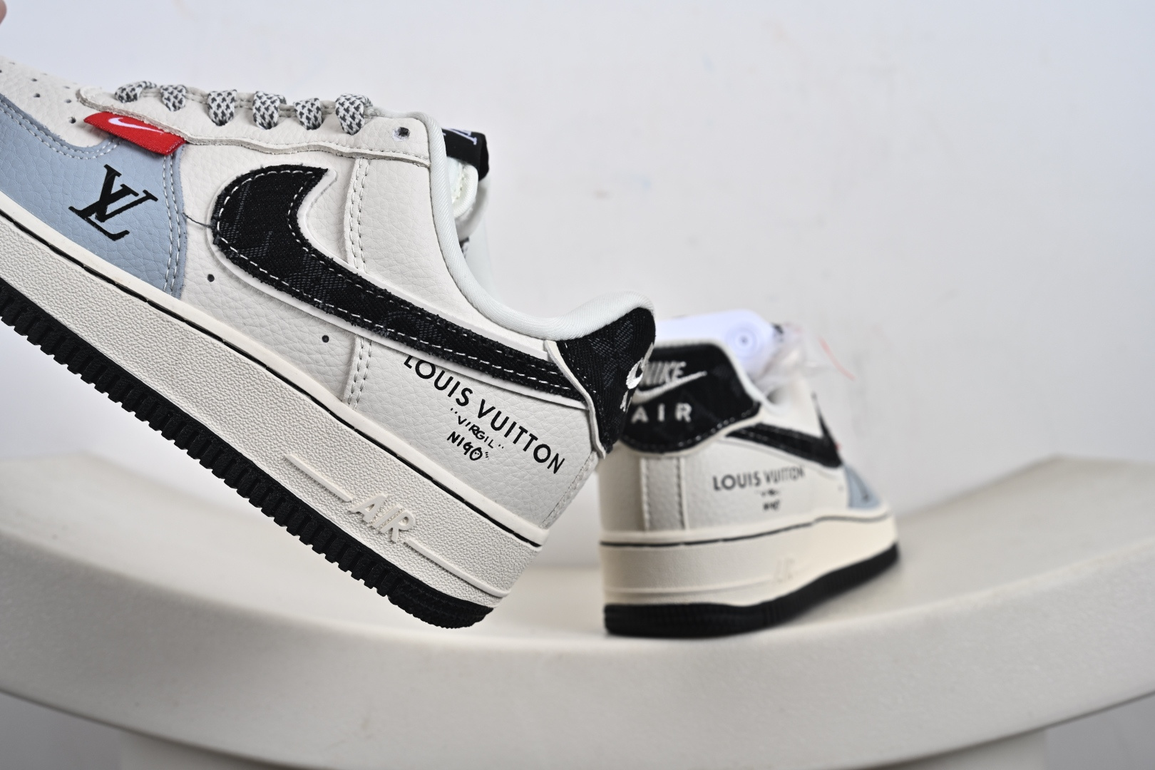 240 NIke AIR FORCE 1'07 LV8 “联名款”空军一号 低帮 运动鞋 休闲鞋 DD1982-320