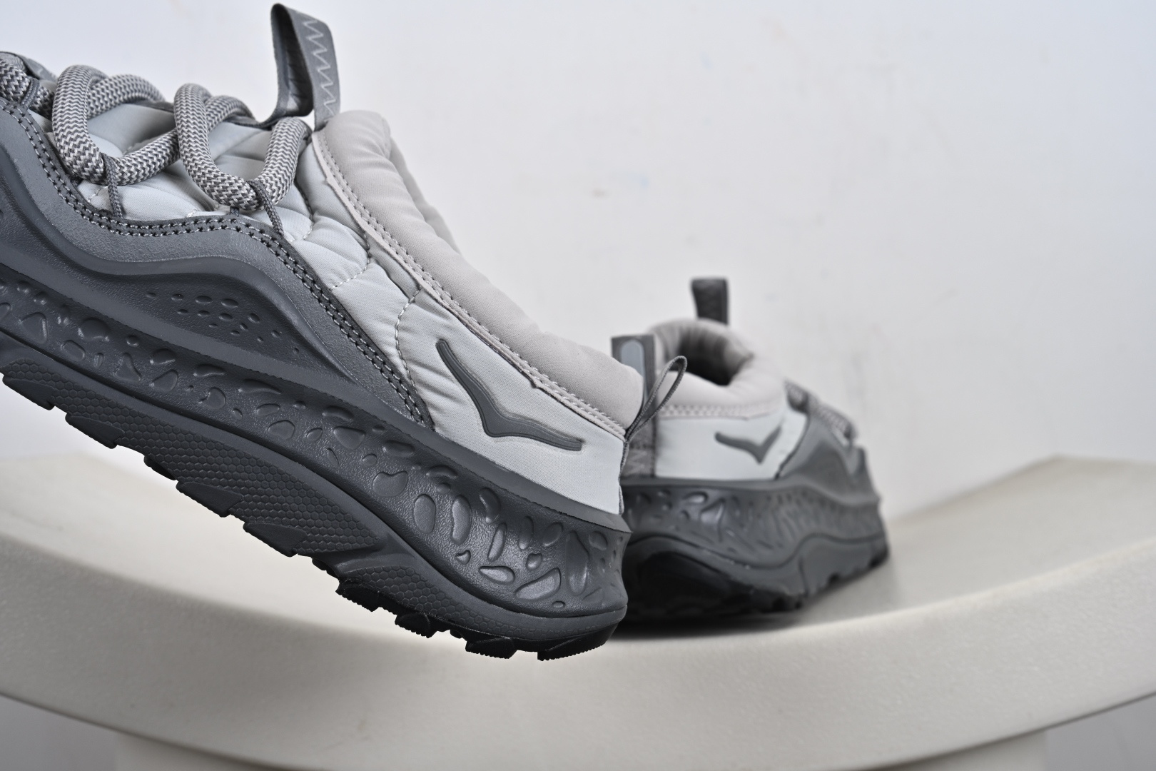 180 HOKA ONE ONE Ora Primo 低帮 防滑耐磨保暖低邦跑步鞋 1141570