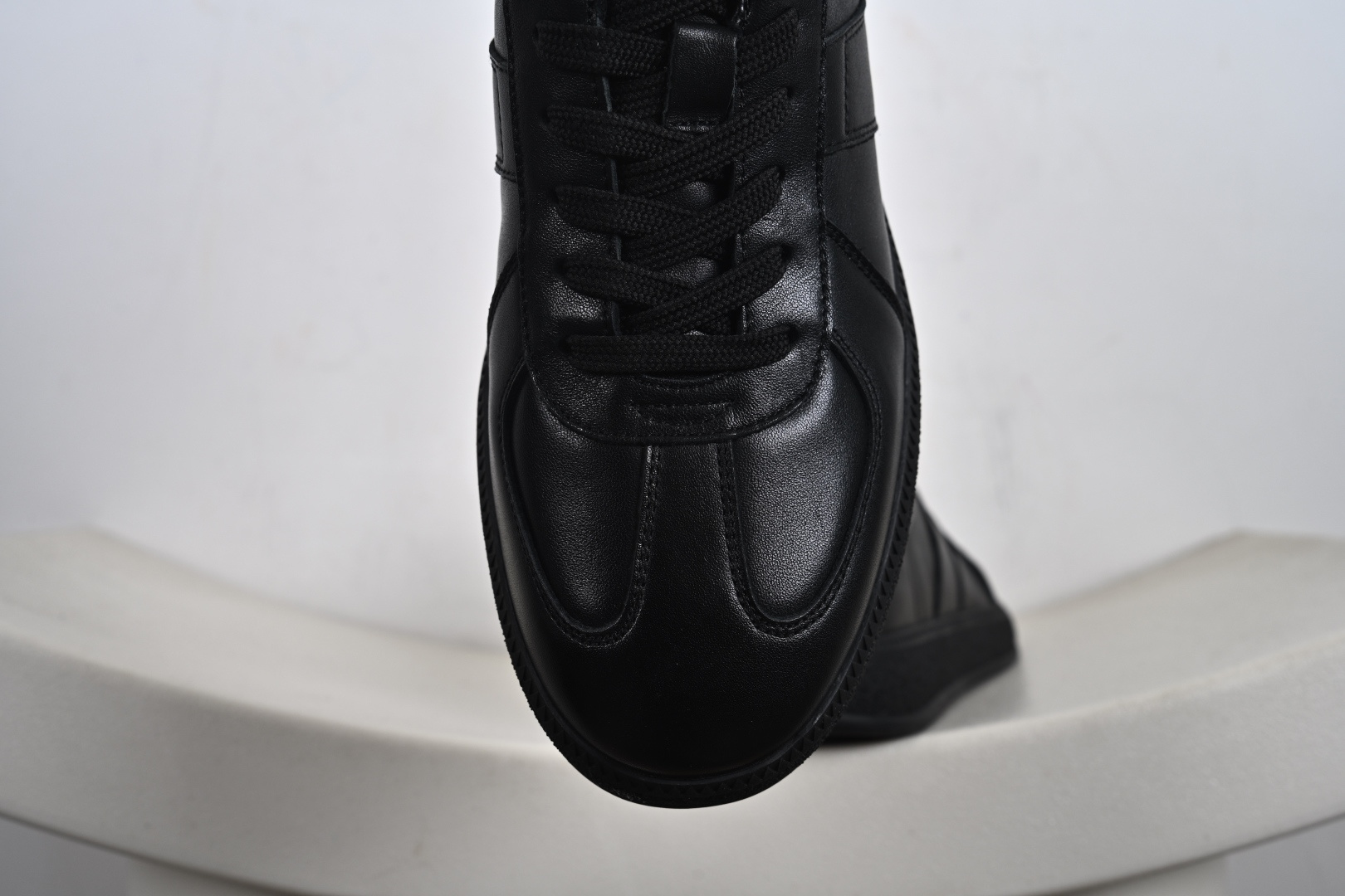 300 ECCO 爱步 休闲鞋 真皮系带舒适板鞋 635398