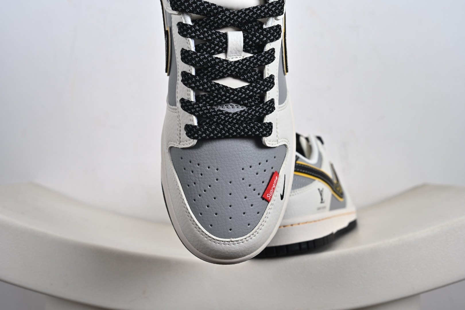 240 NIKE Dunk Low RETRO 联名款 ZY1618-009