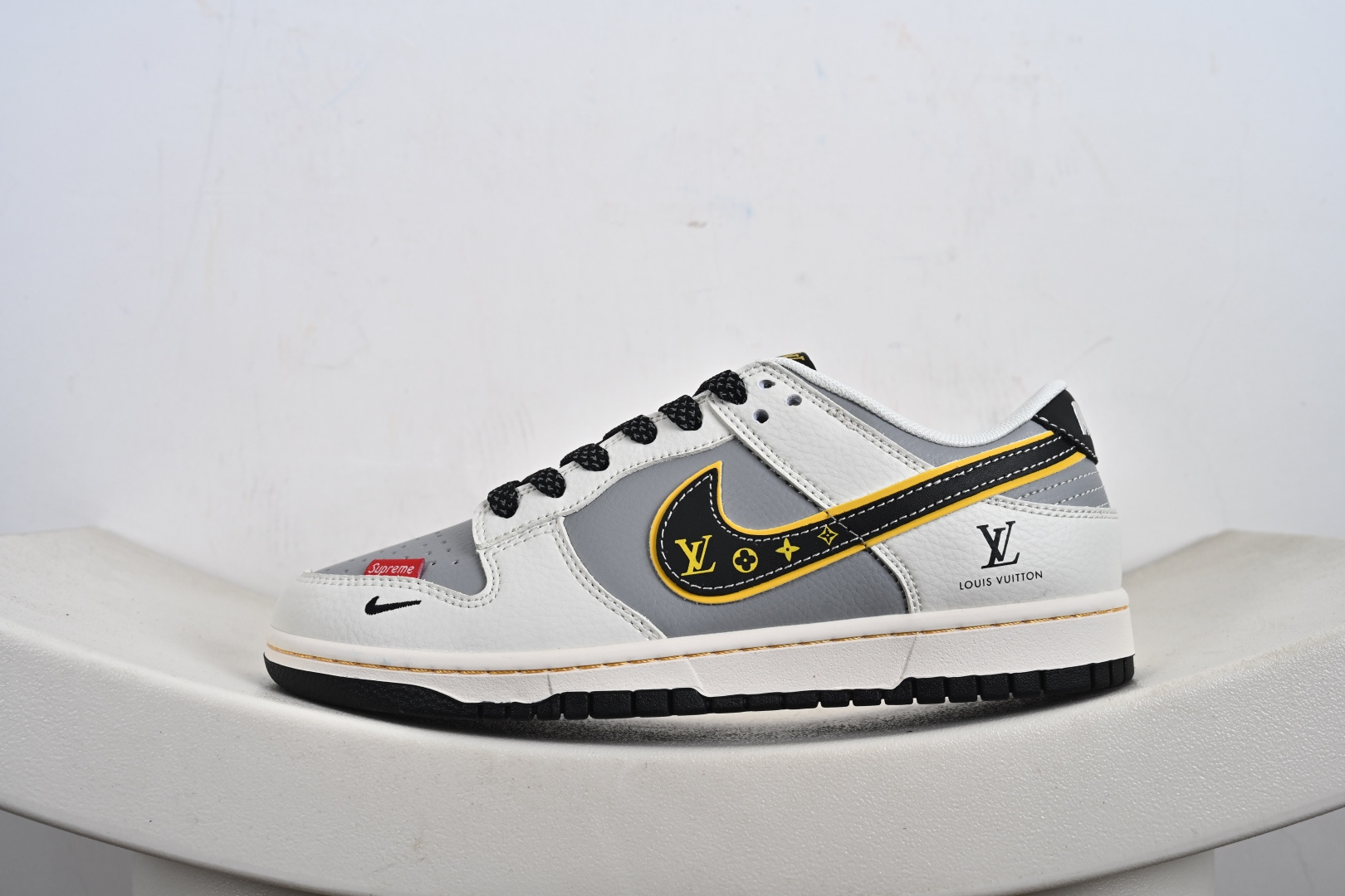 240 NIKE Dunk Low RETRO 联名款 ZY1618-009