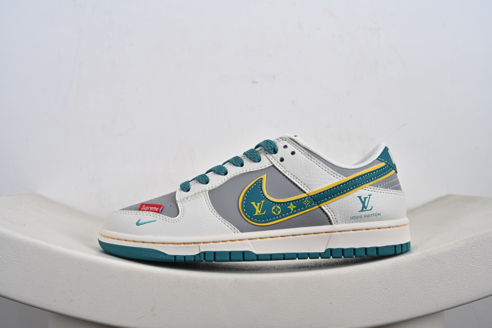 240 NIKE Dunk Low RETRO 联名款 ZY1618-005