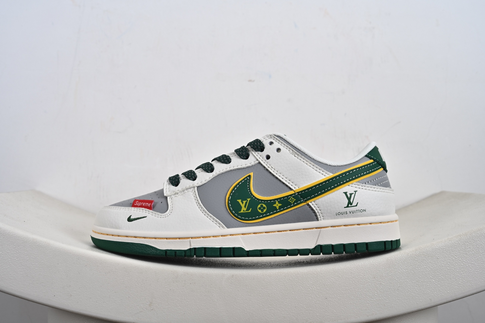 240 NIKE Dunk Low RETRO 联名款 ZY1618-010