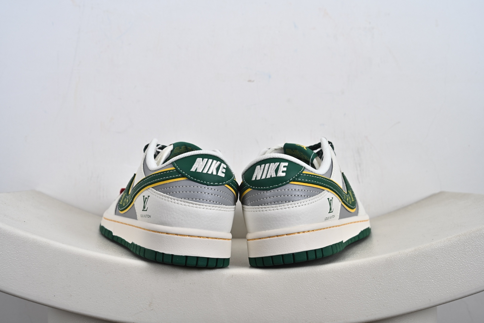 240 NIKE Dunk Low RETRO 联名款 ZY1618-010