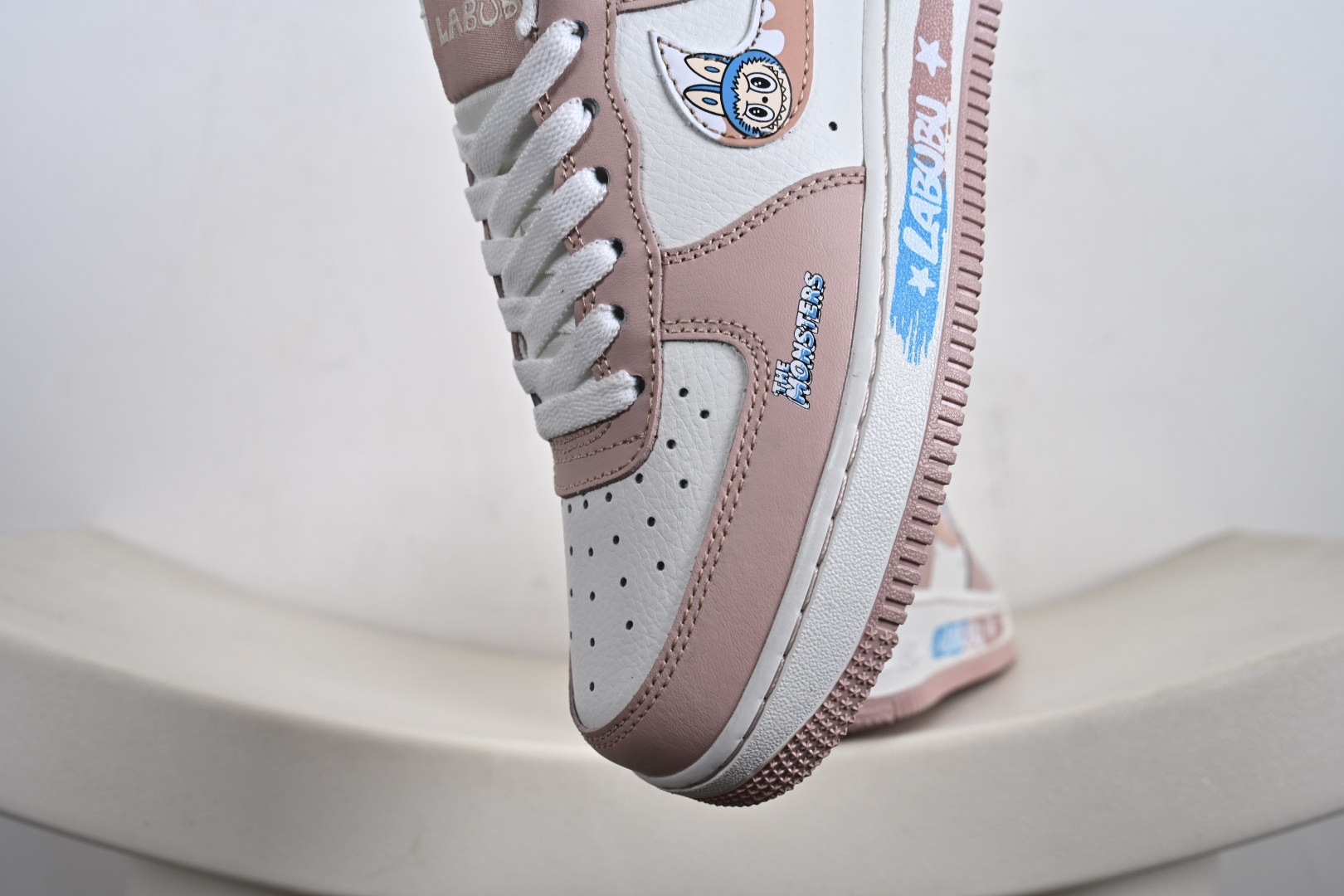 240 NIke Air Force 1 '07 Low 空军一号低帮 运动鞋 休闲鞋 KJ5188-005