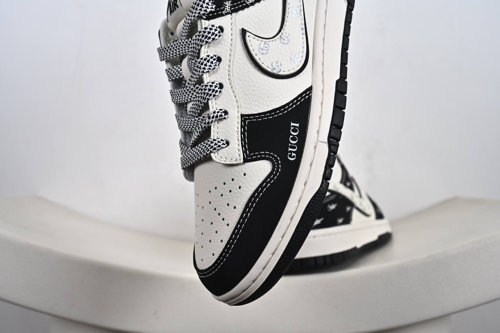 Nike SB Dunk Low“ 联名” 周年高端定制 低帮休闲板鞋 JP1628-021