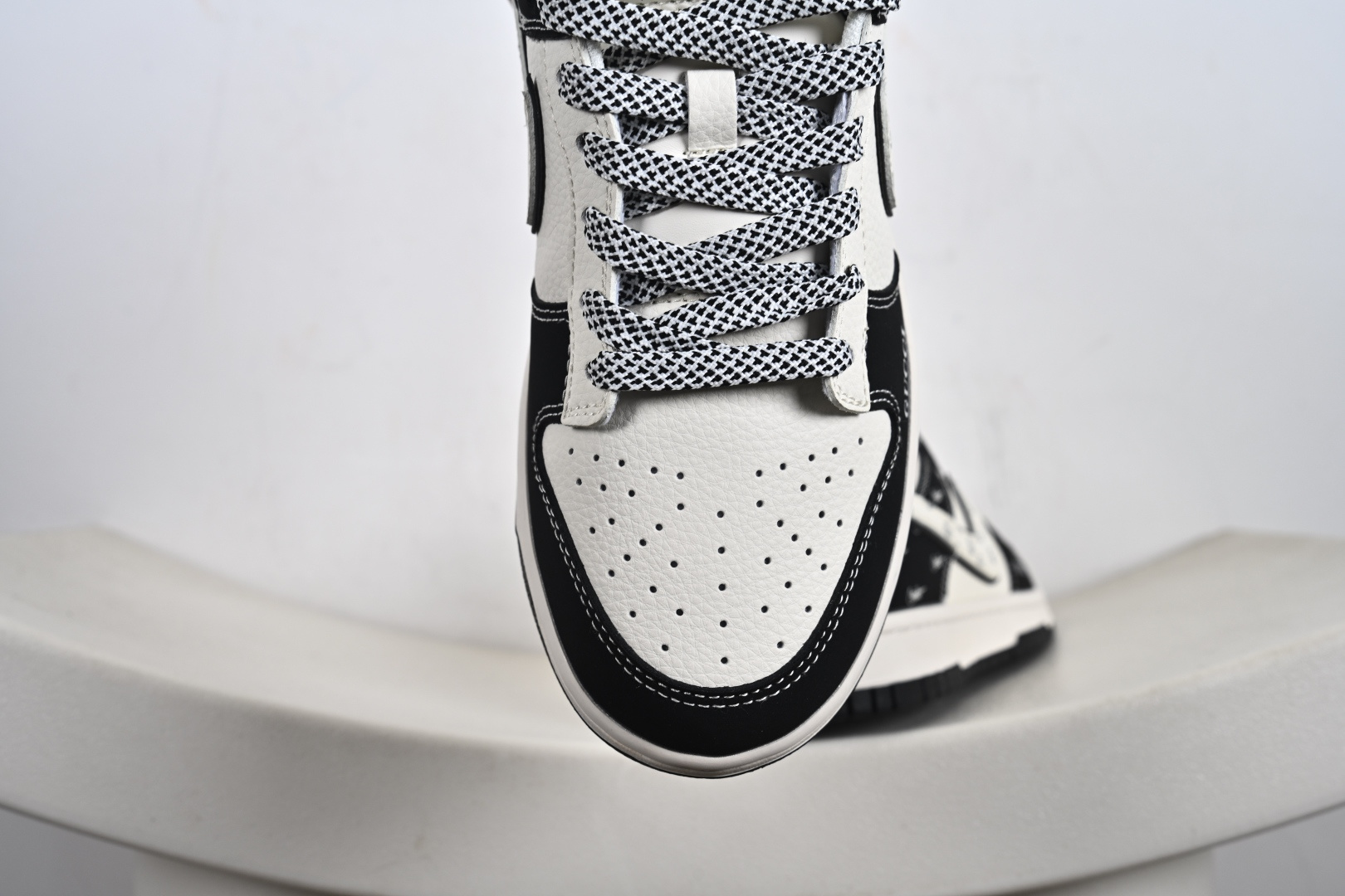 Nike SB Dunk Low“ 联名” 周年高端定制 低帮休闲板鞋 JP1628-021