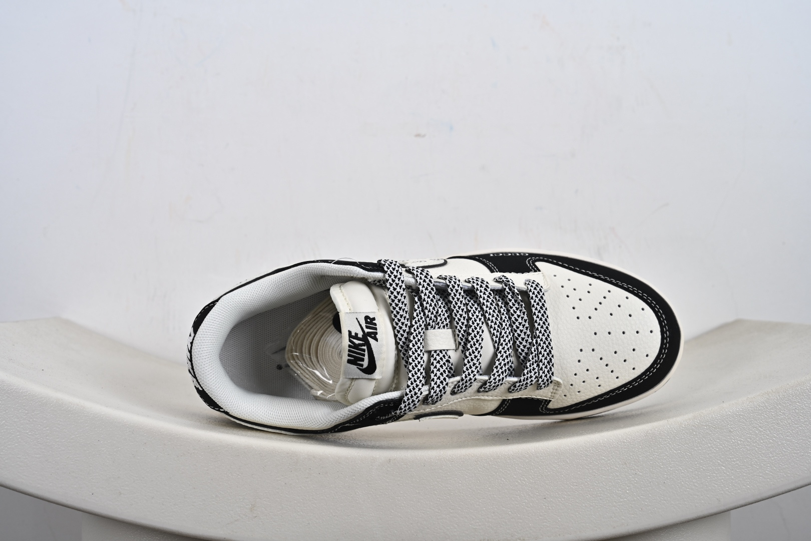 Nike SB Dunk Low“ 联名” 周年高端定制 低帮休闲板鞋 JP1628-021