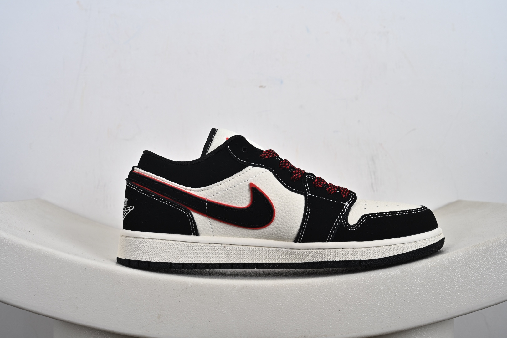 Nike Jordan Air Jordan 1 “斯图西联名——字母绿黑勾” 高端定制 乔丹低帮休闲板鞋 QJ1988-002-莆田鞋,莆田鞋货源,高仿鞋,高仿鞋货源,安福档口,莆田高仿鞋,莆田鞋批发,高仿鞋批发,莆田高仿运动鞋,高仿运动鞋,莆田运动鞋 Nike Jordan Air Jordan 1 “斯图西联名——字母绿黑勾” 高端定制 乔丹低帮休闲板鞋 QJ1988-002