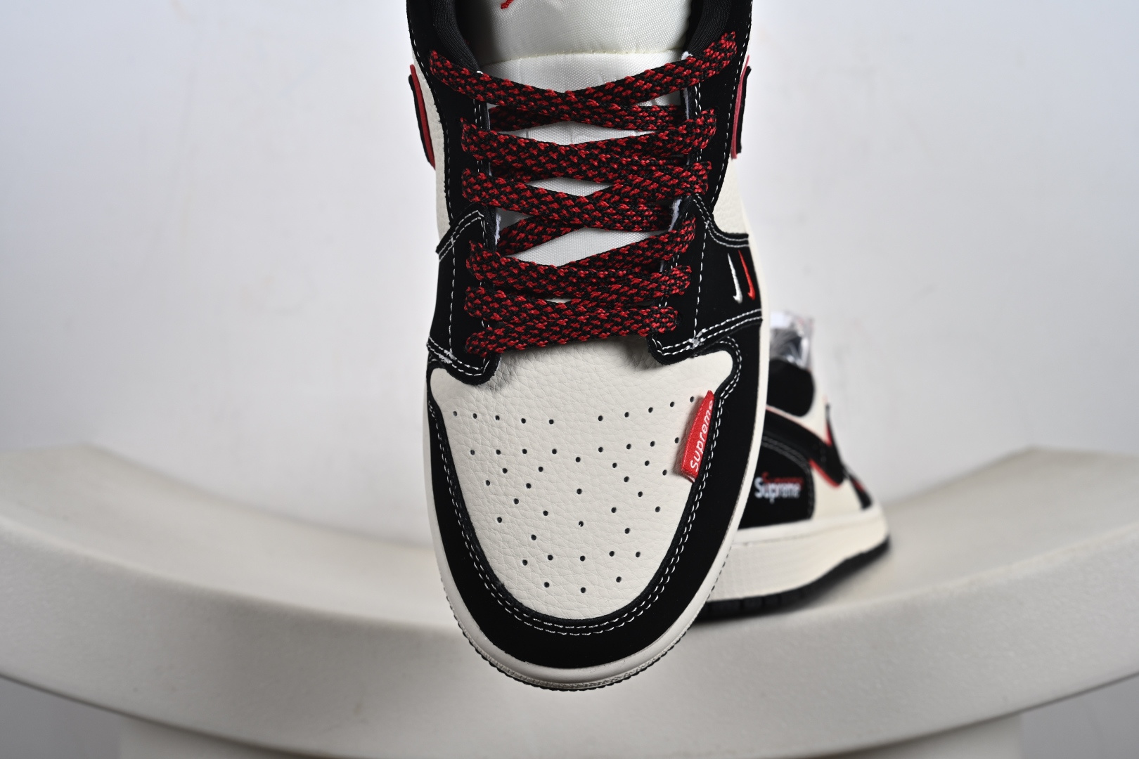 Nike Jordan Air Jordan 1 “斯图西联名——字母绿黑勾” 高端定制 乔丹低帮休闲板鞋 QJ1988-002-莆田鞋,莆田鞋货源,高仿鞋,高仿鞋货源,安福档口,莆田高仿鞋,莆田鞋批发,高仿鞋批发,莆田高仿运动鞋,高仿运动鞋,莆田运动鞋 Nike Jordan Air Jordan 1 “斯图西联名——字母绿黑勾” 高端定制 乔丹低帮休闲板鞋 QJ1988-002