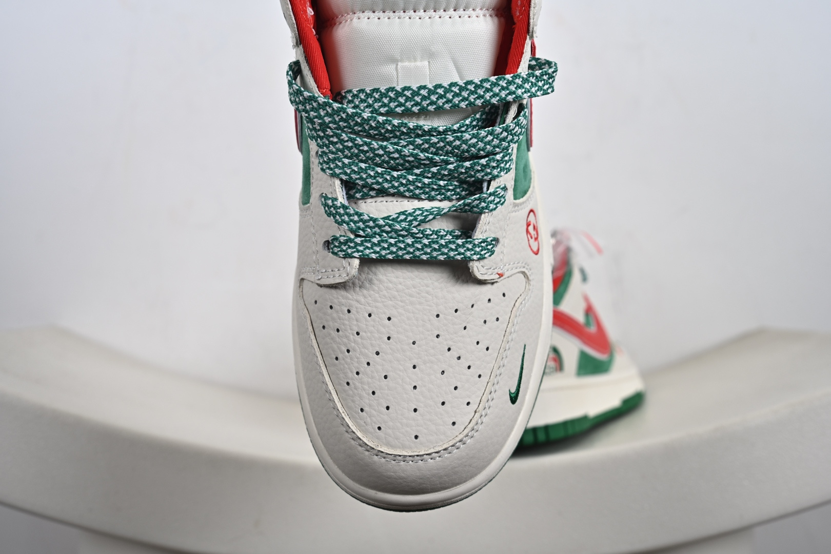 260 Nike SB Dunk Low周年高端定制 低帮休闲板鞋 DG1988-011