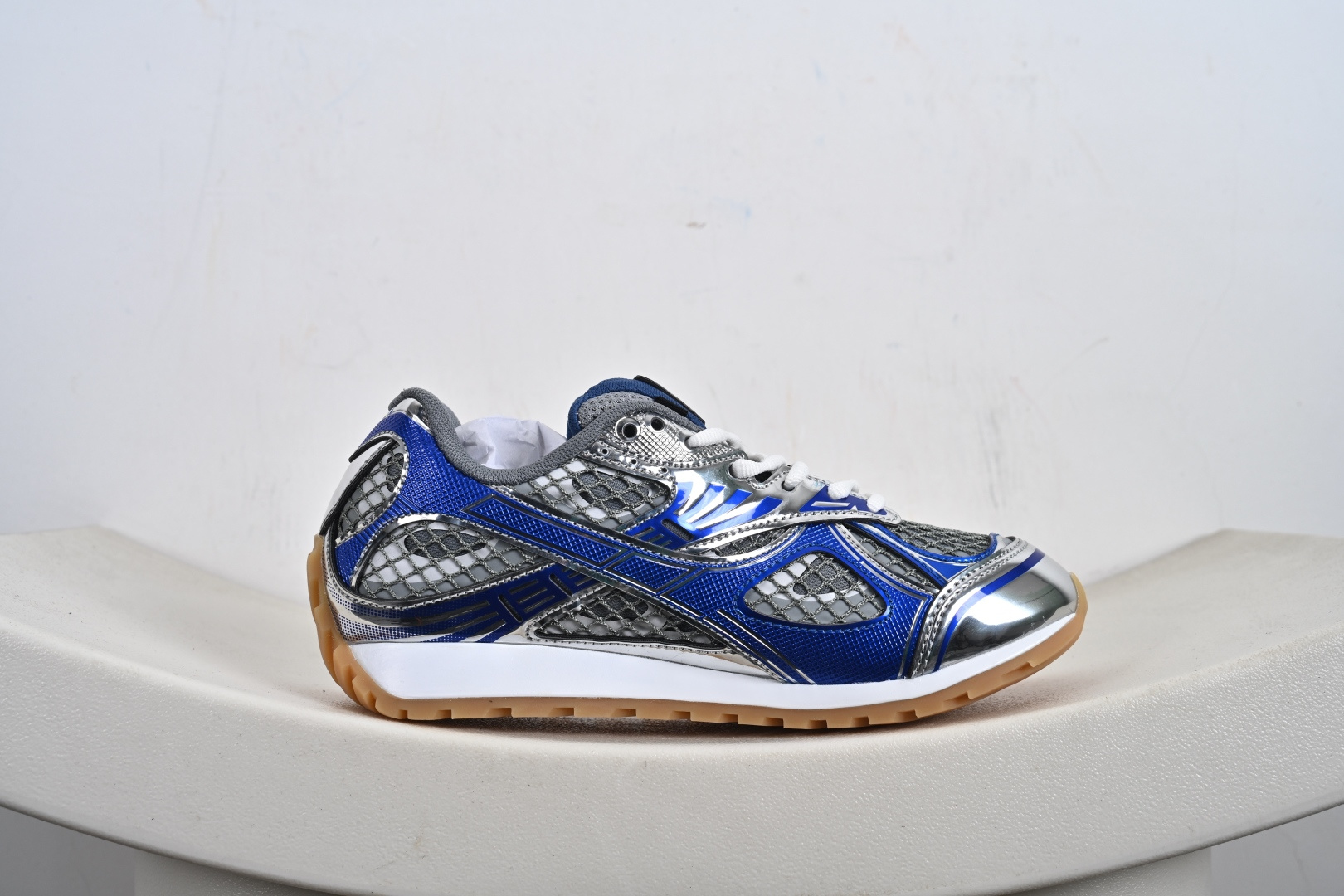 300 Bottega Veneta葆蝶家 Orbit