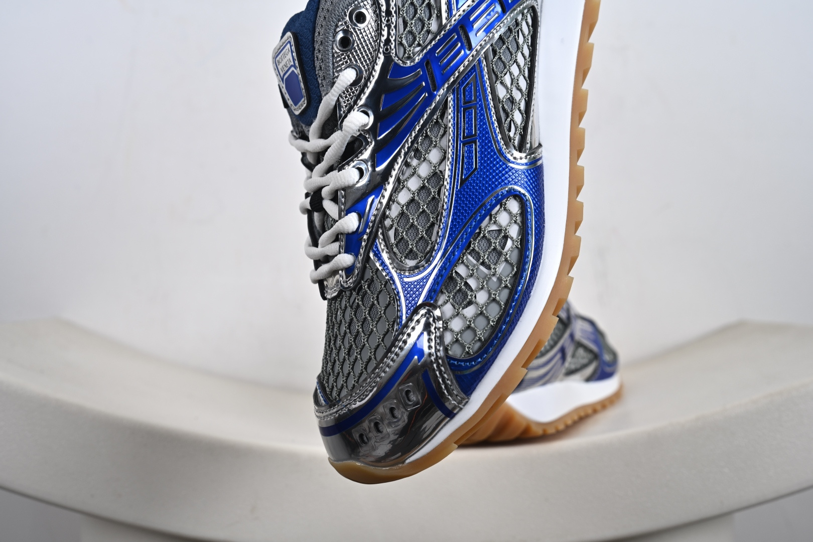 300 Bottega Veneta葆蝶家 Orbit