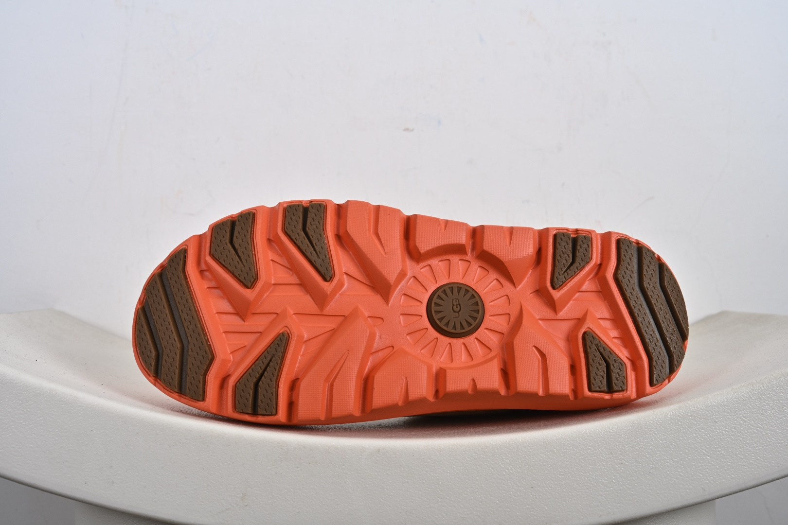 260 UGG “塔斯曼低筒” 王一博同款 4cm厚底 低筒 M/1144096