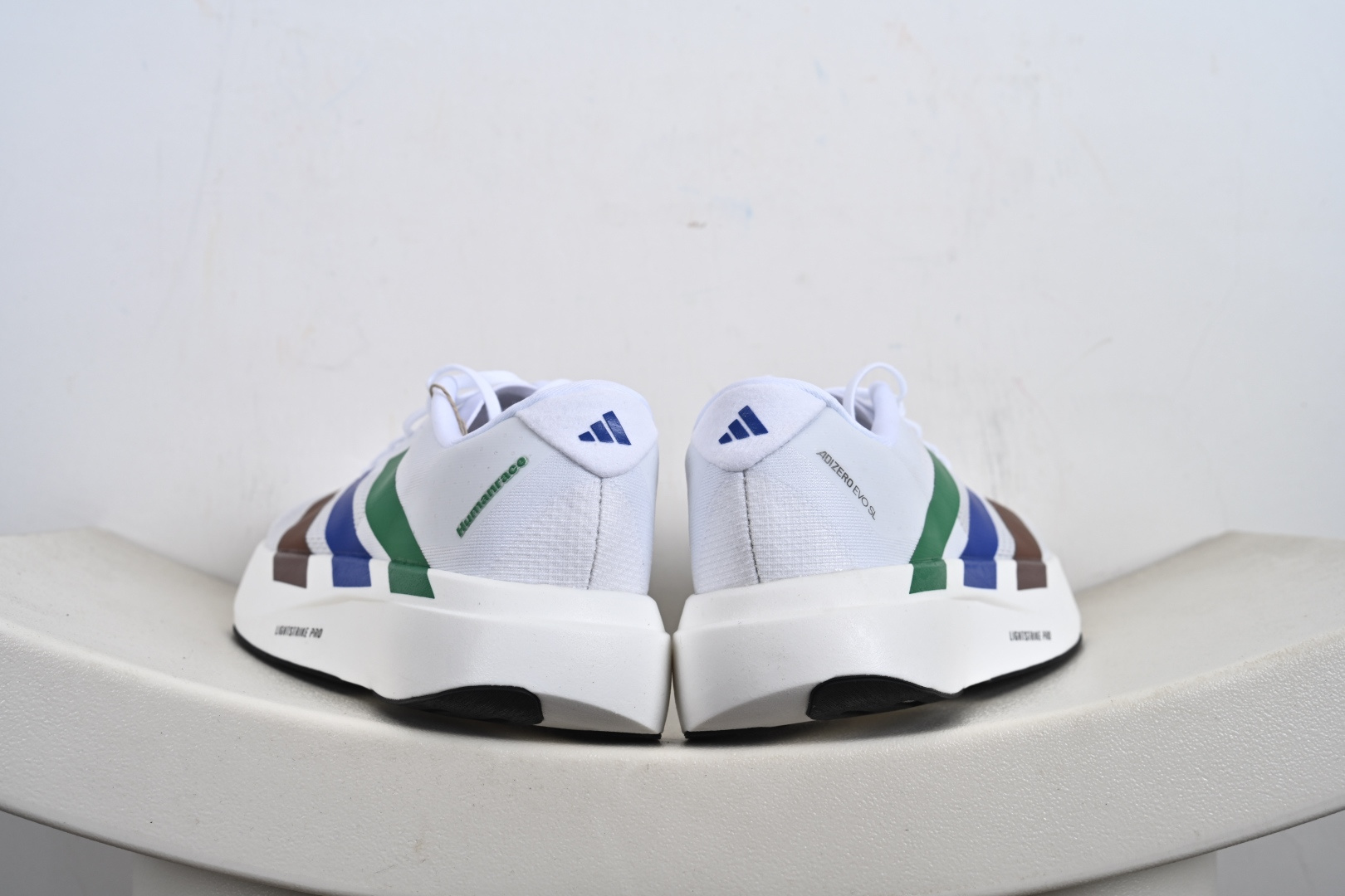 220 Adidas Adizero Evo SL 阿迪超轻透气缓震跑鞋 JP7147 JS1183 JP7149 JR5841 JR5840 JR3414 JP3416 JR3415 JQ4576 JQ4578 KI3393