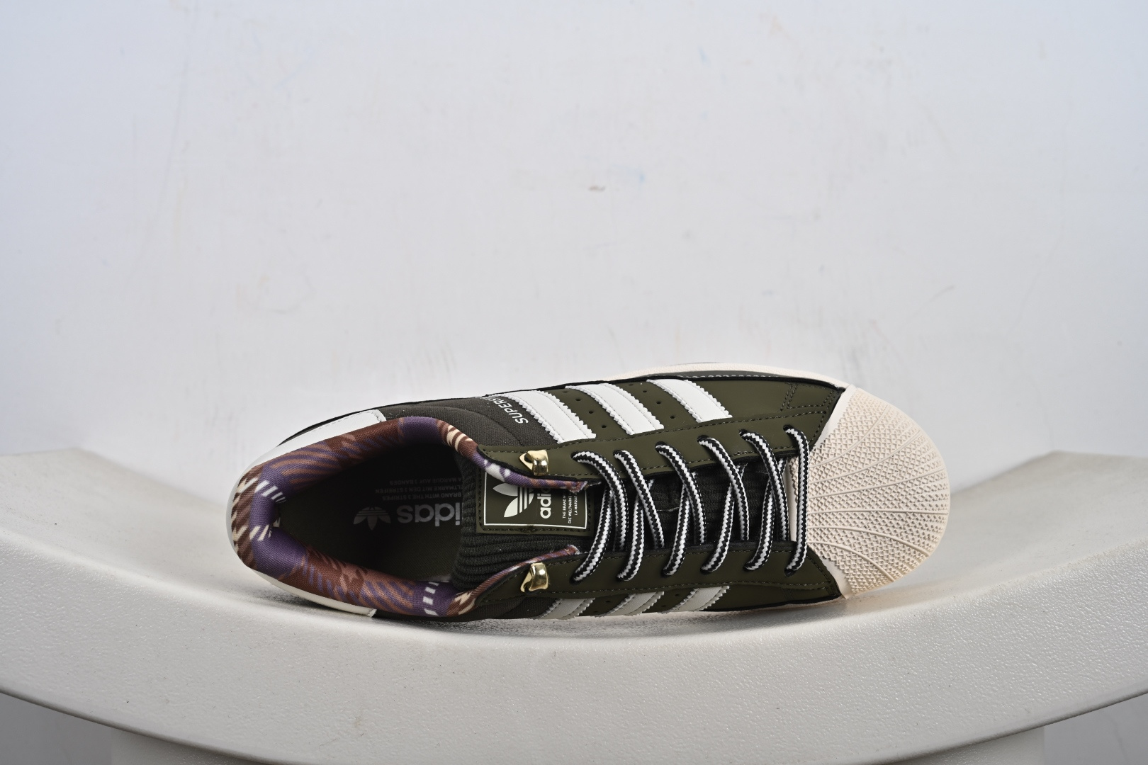 130 Adidas Originals Super 复古民族风 贝壳头休闲板鞋 JR6991 JR6990