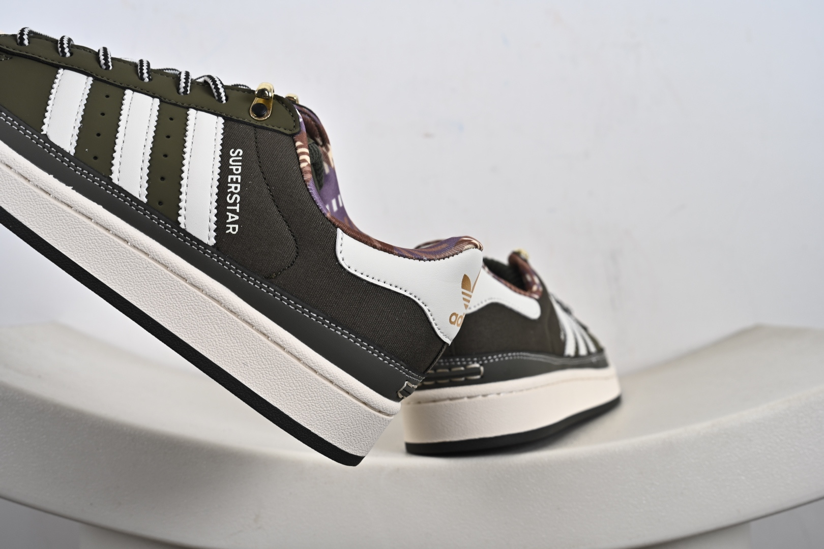 130 Adidas Originals Super 复古民族风 贝壳头休闲板鞋 JR6991 JR6990