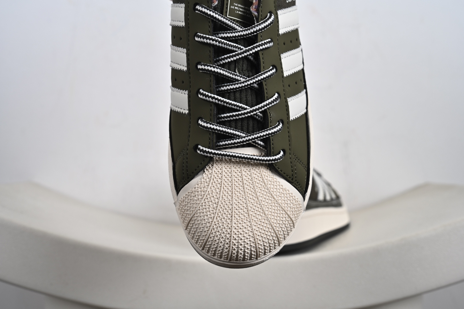 130 Adidas Originals Super 复古民族风 贝壳头休闲板鞋 JR6991 JR6990