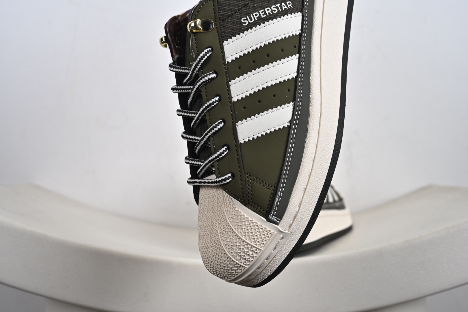 130 Adidas Originals Super 复古民族风 贝壳头休闲板鞋 JR6991 JR6990