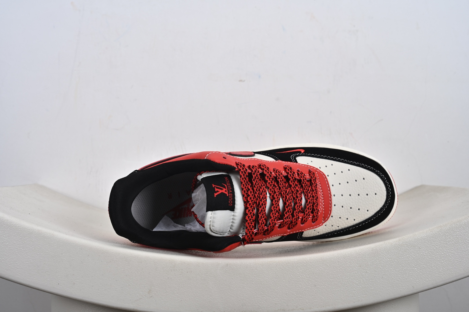 240 定制版 Nike Air Force 1 Low 07 x Louis Vuitton 黑白红三小勾 KJ1688-016