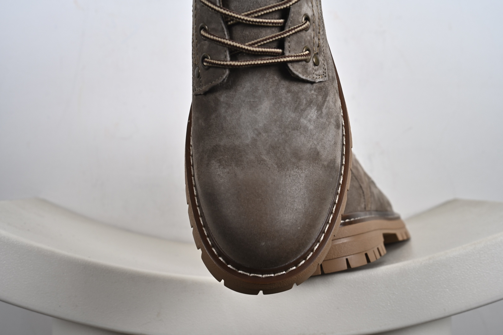 280 CAT 卡特 户外工装靴 P726538 时尚潮流搭配 面料釆用意大利进口磨砂牛皮