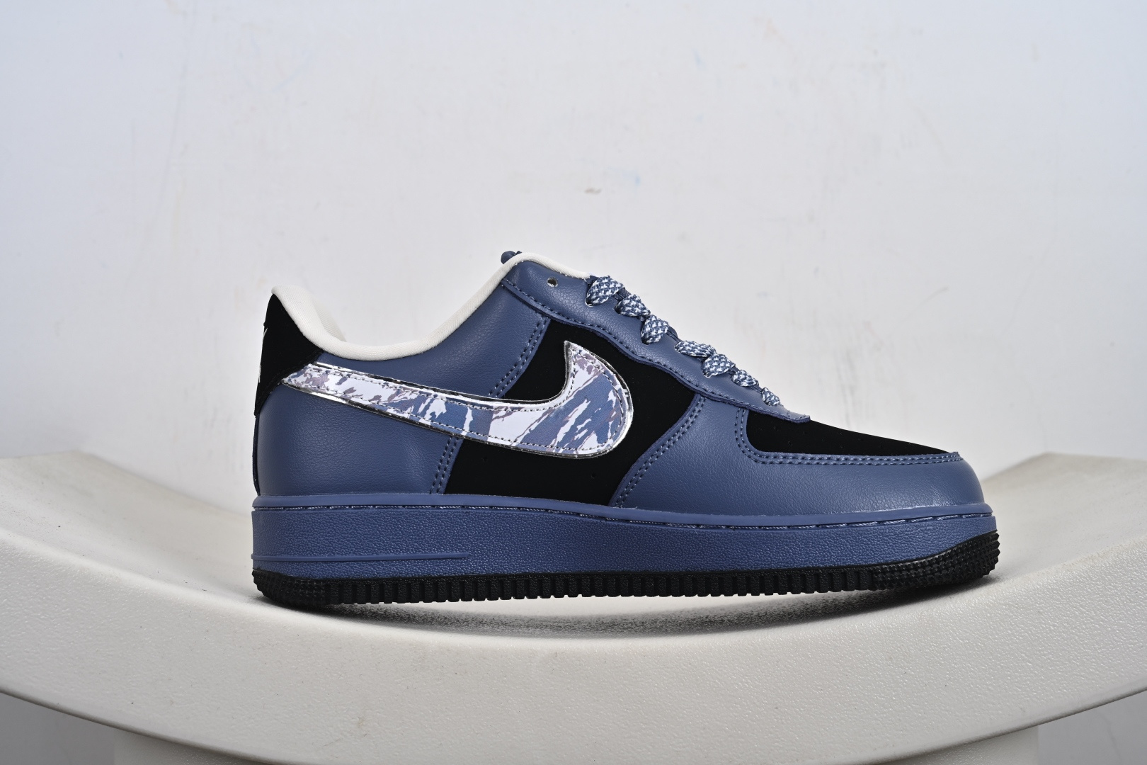 240 定制版 Air Force 1'07 Low 北面联名 空军一号低帮休闲板鞋 KJ1688-018