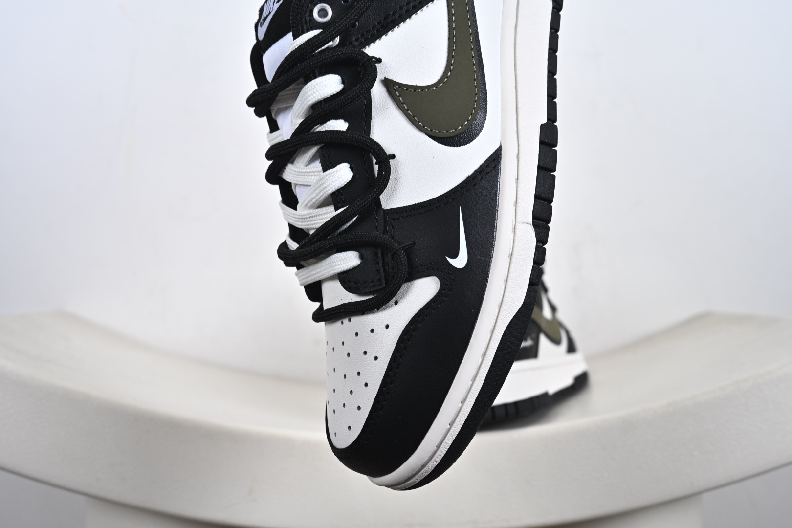 240 定制版 山居冷茶 NK SB Dunk Low 绑带 周年高端定制 低帮休闲板鞋 BG0512-083