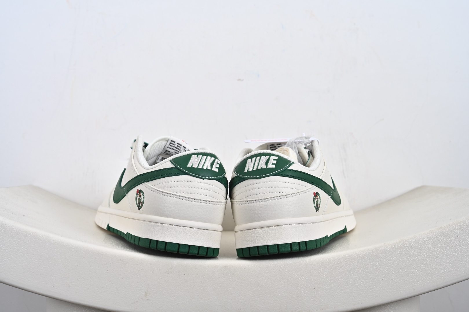 260 Nike SB Dunk Low“NBA联名——凯尔特人” 周年高端定制 低帮休闲板鞋 CS1688-106