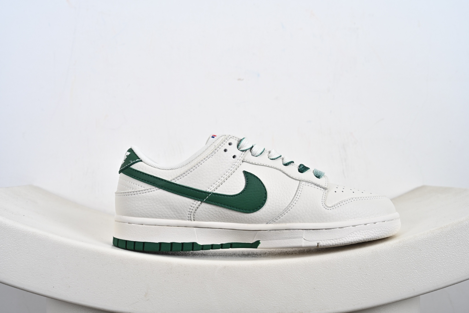 260 Nike SB Dunk Low“NBA联名——凯尔特人” 周年高端定制 低帮休闲板鞋 CS1688-106