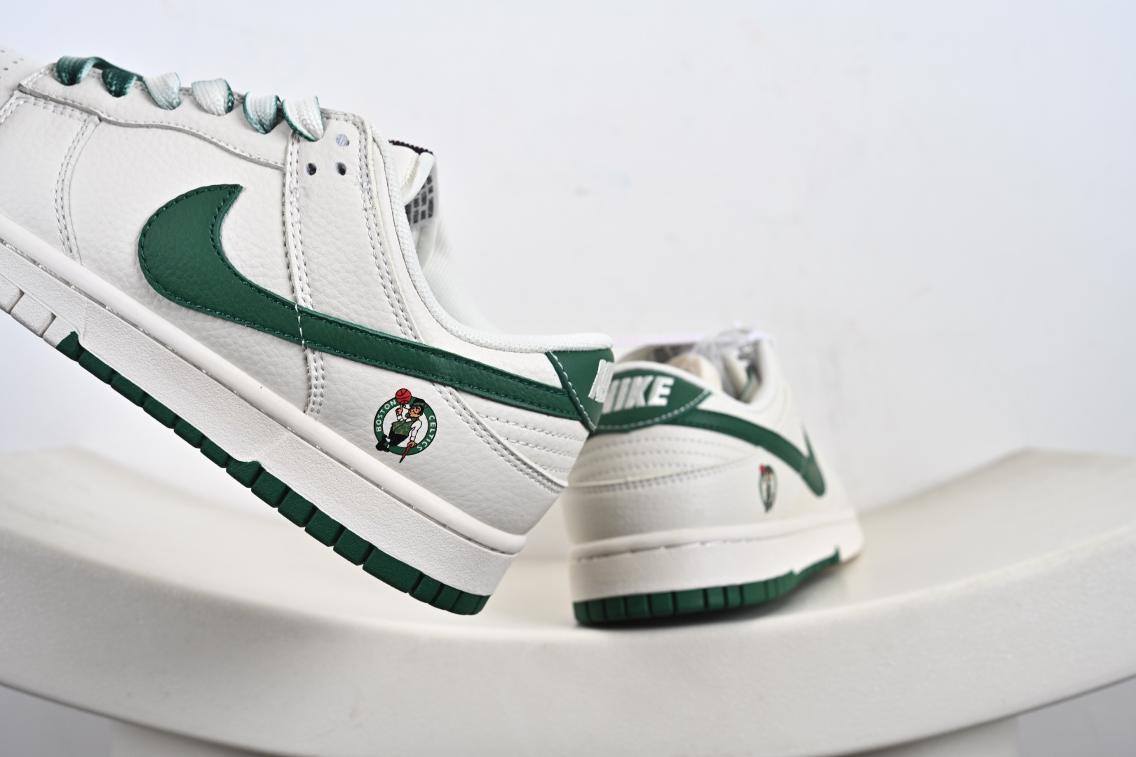 260 Nike SB Dunk Low“NBA联名——凯尔特人” 周年高端定制 低帮休闲板鞋 CS1688-106