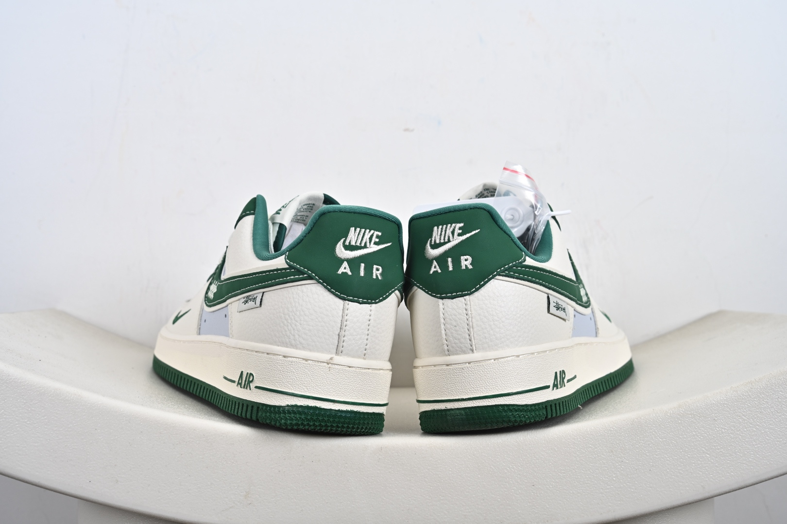 240 NIke Air Force 1 '07 Low 空军一号低帮 运动鞋 休闲鞋 DD1982-305