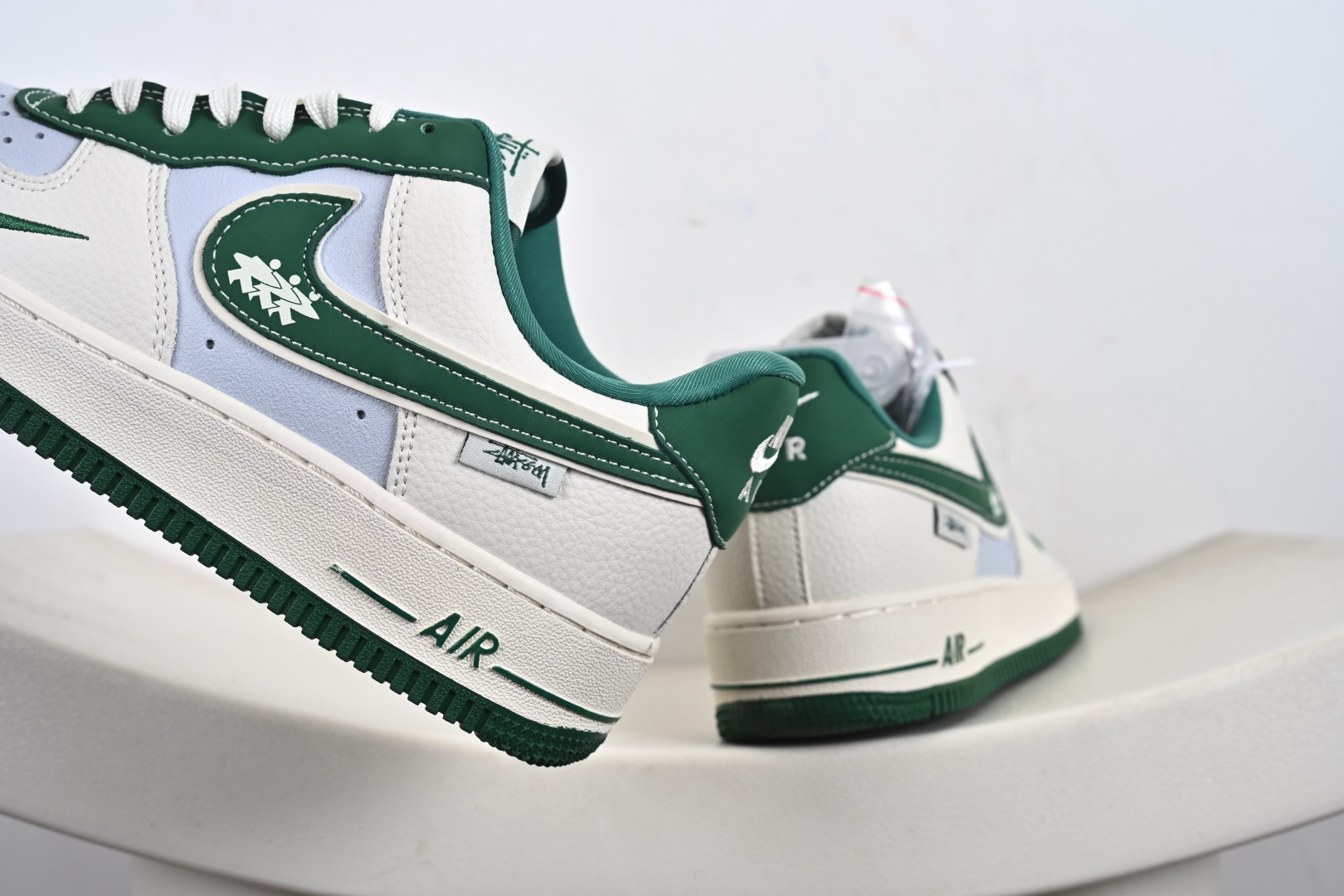 240 NIke Air Force 1 '07 Low 空军一号低帮 运动鞋 休闲鞋 DD1982-305