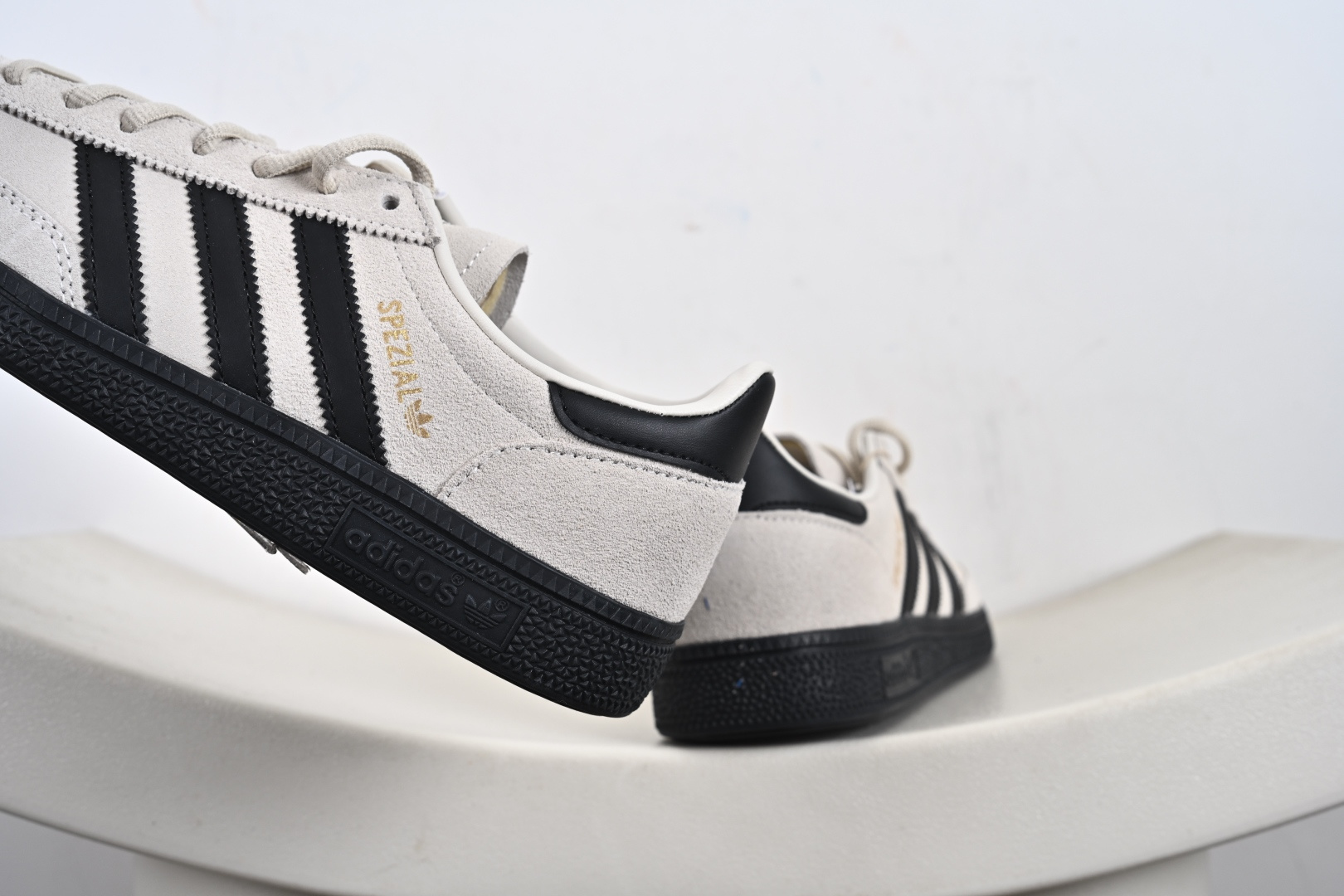 150 AD Handball Spezial BD7632 DB3021 IG6192 BD7633 FV1227 IF7088 IF6490 IF6562 JR7347 JR3667