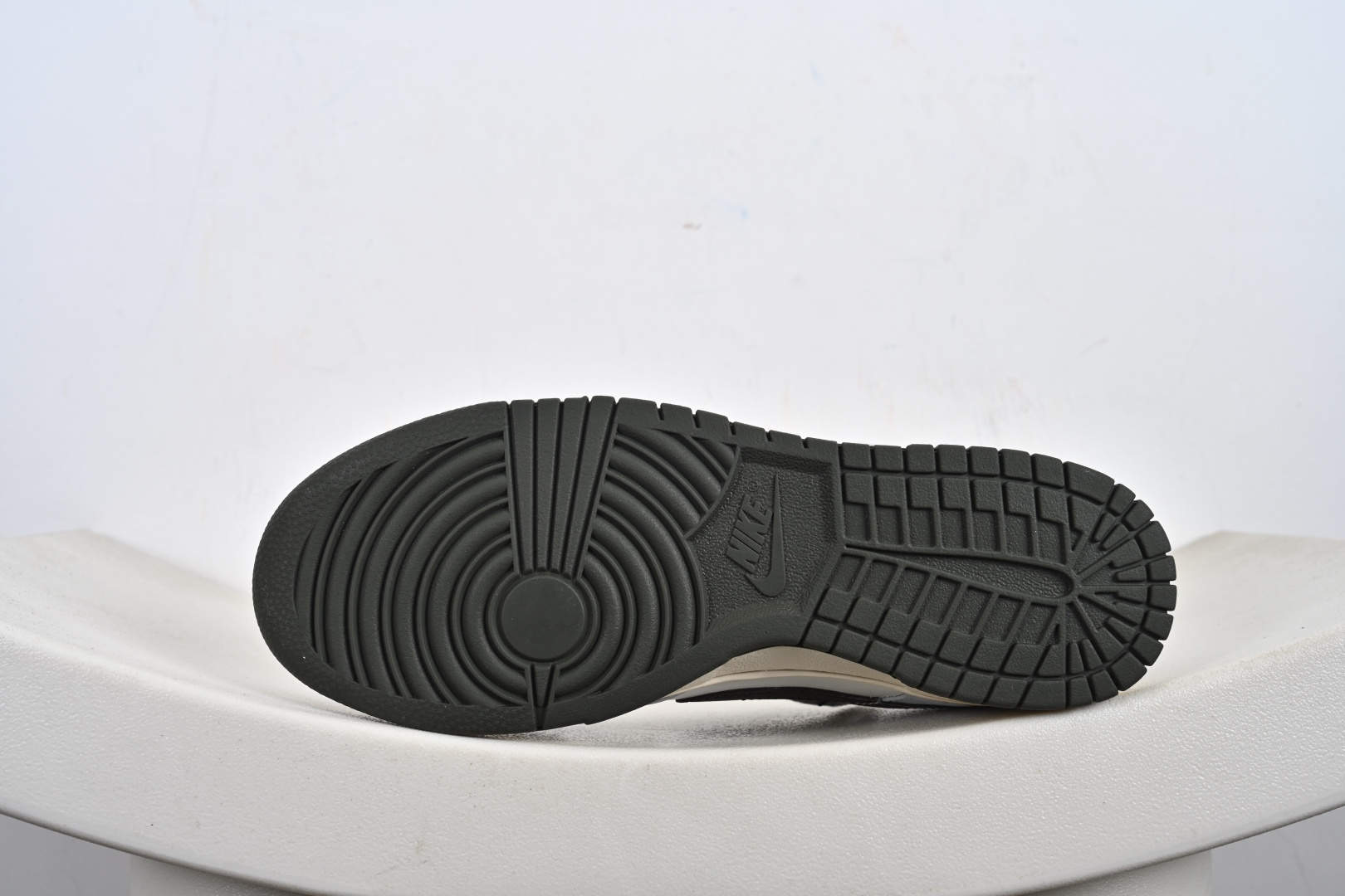 260 NK Dunk Low 素履流金 HF5441-102