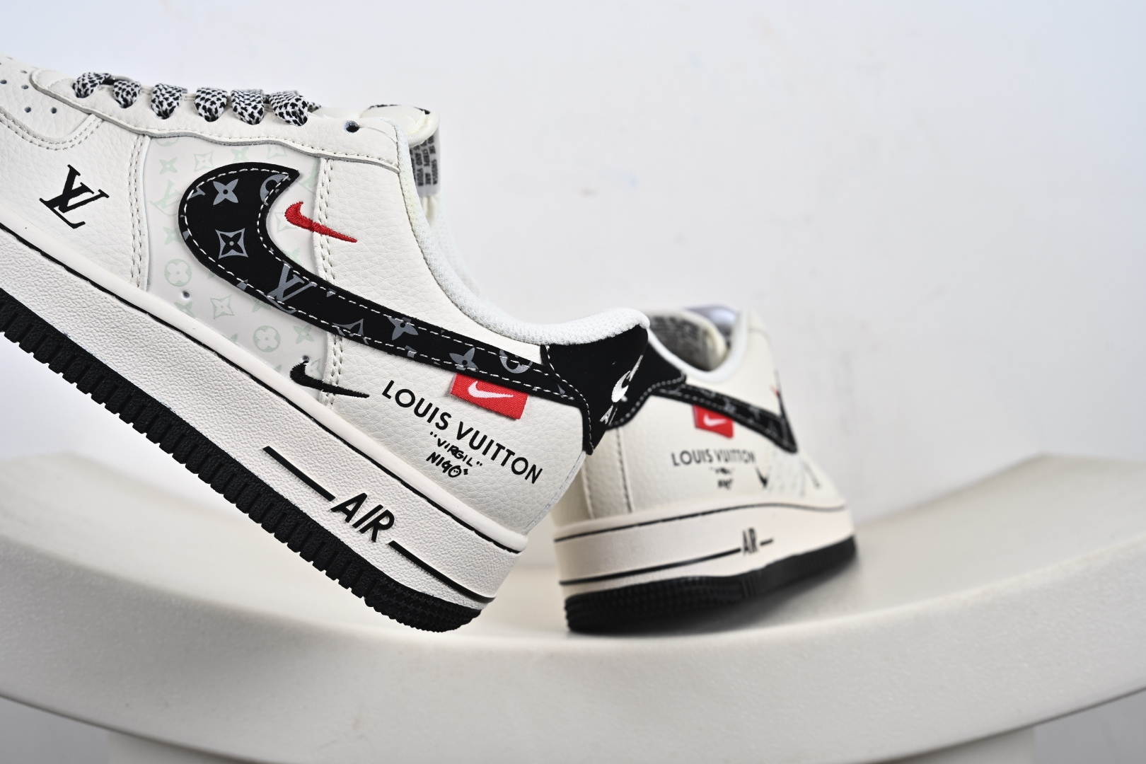 240 定制版 Air Force 1'07 Low 联名 米黑印花勾 空军一号低帮休闲板鞋 MZ9588-809