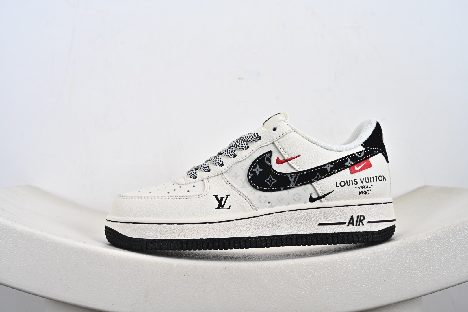 240 定制版 Air Force 1'07 Low 联名 米黑印花勾 空军一号低帮休闲板鞋 MZ9588-809