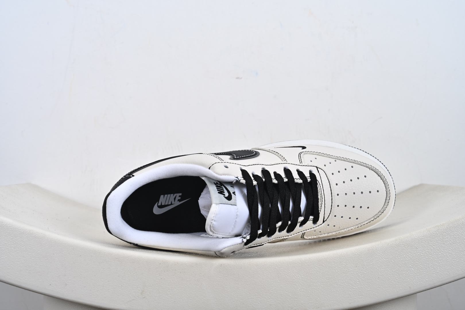 200 Nike Air Force 1 '07 Low “NIKE联名——彩标白黑勾”空军一号 高端定制 低帮 XJ9168-003