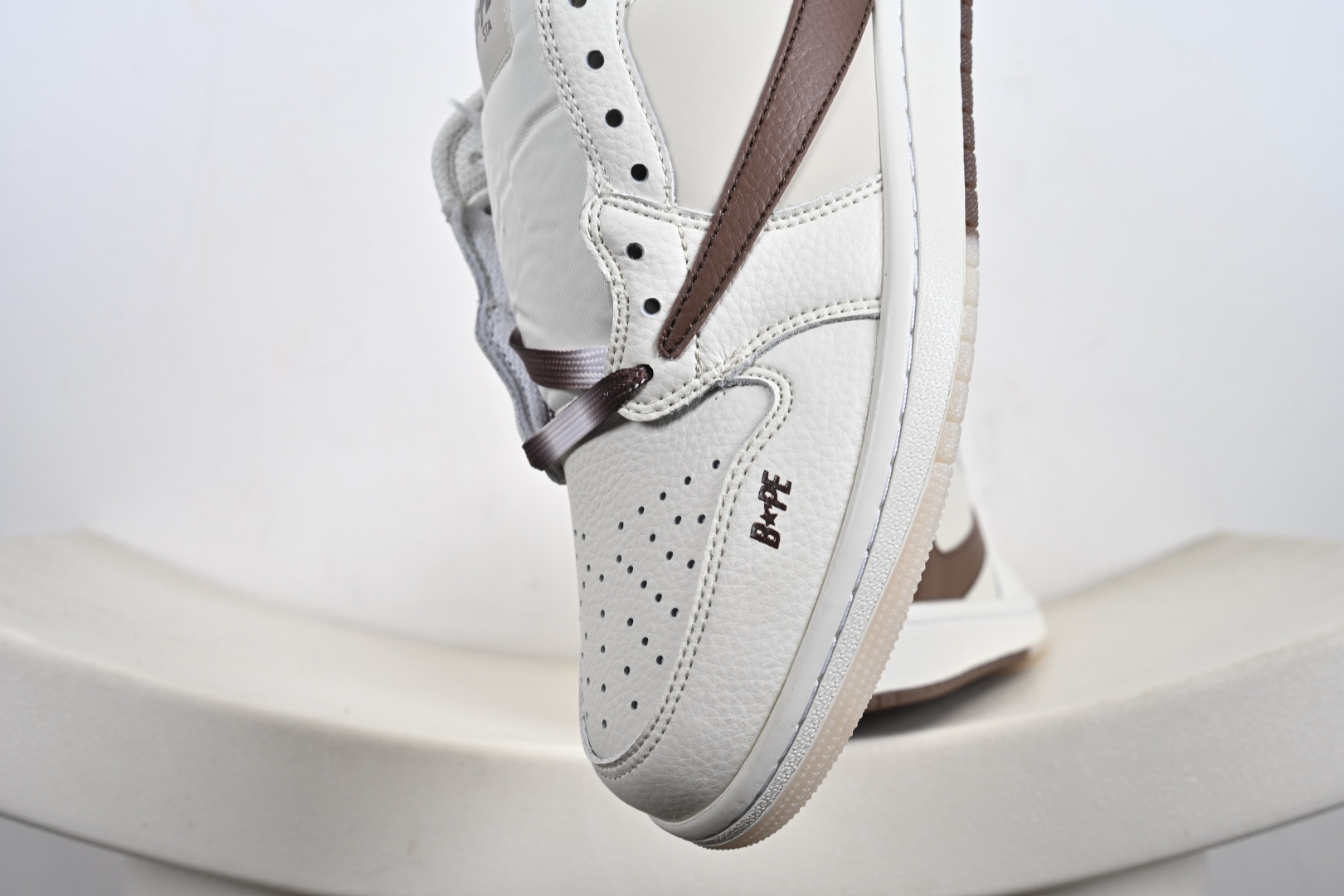 240 Travis Scott x Fragment Design x Jordan Air Jordan 1 Low SP Bape联名——“白棕” DM7866-108