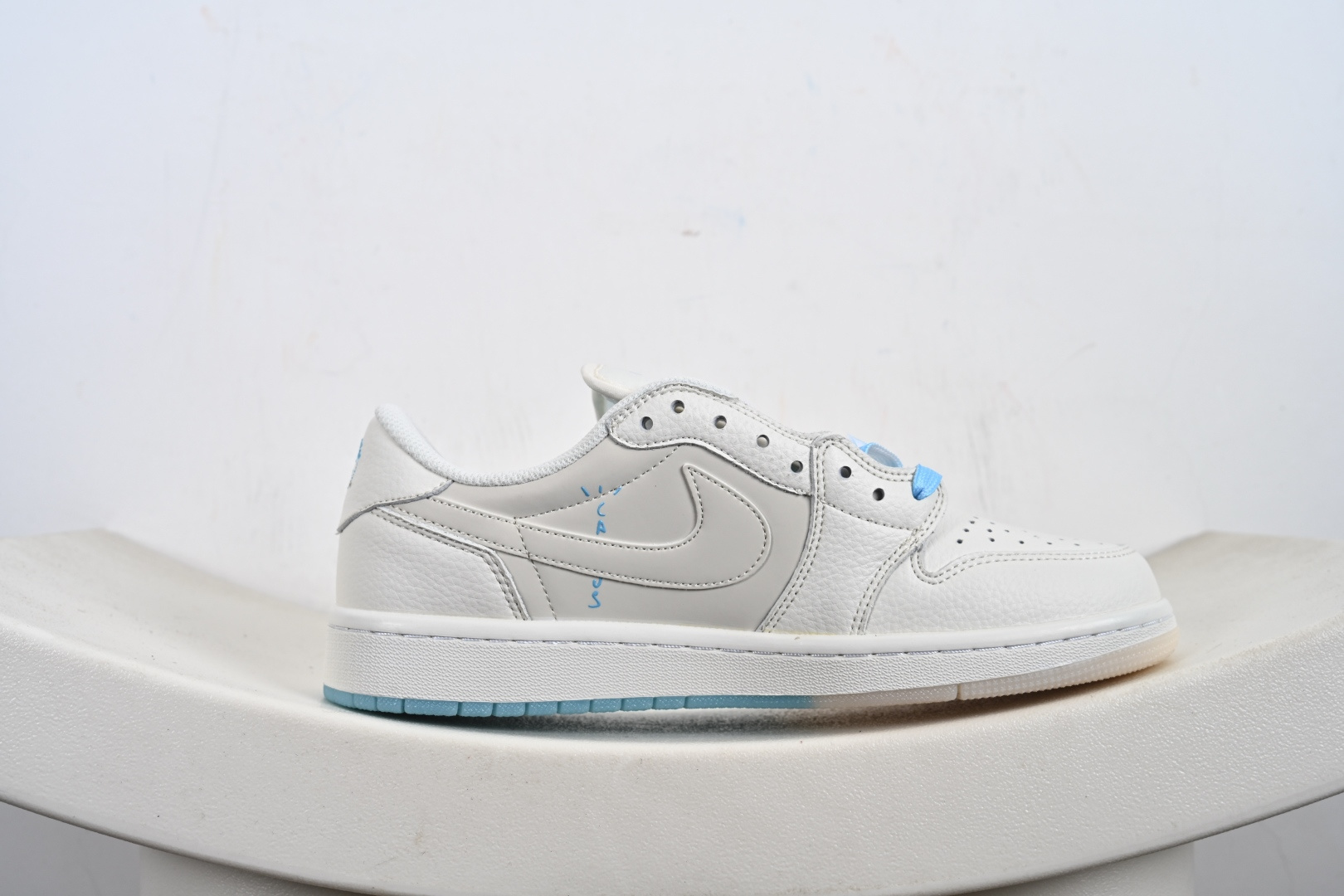 240 Travis Scott x Fragment Design x Jordan Air Jordan 1 Low SP Bape联名——“白蓝” DM7866-107