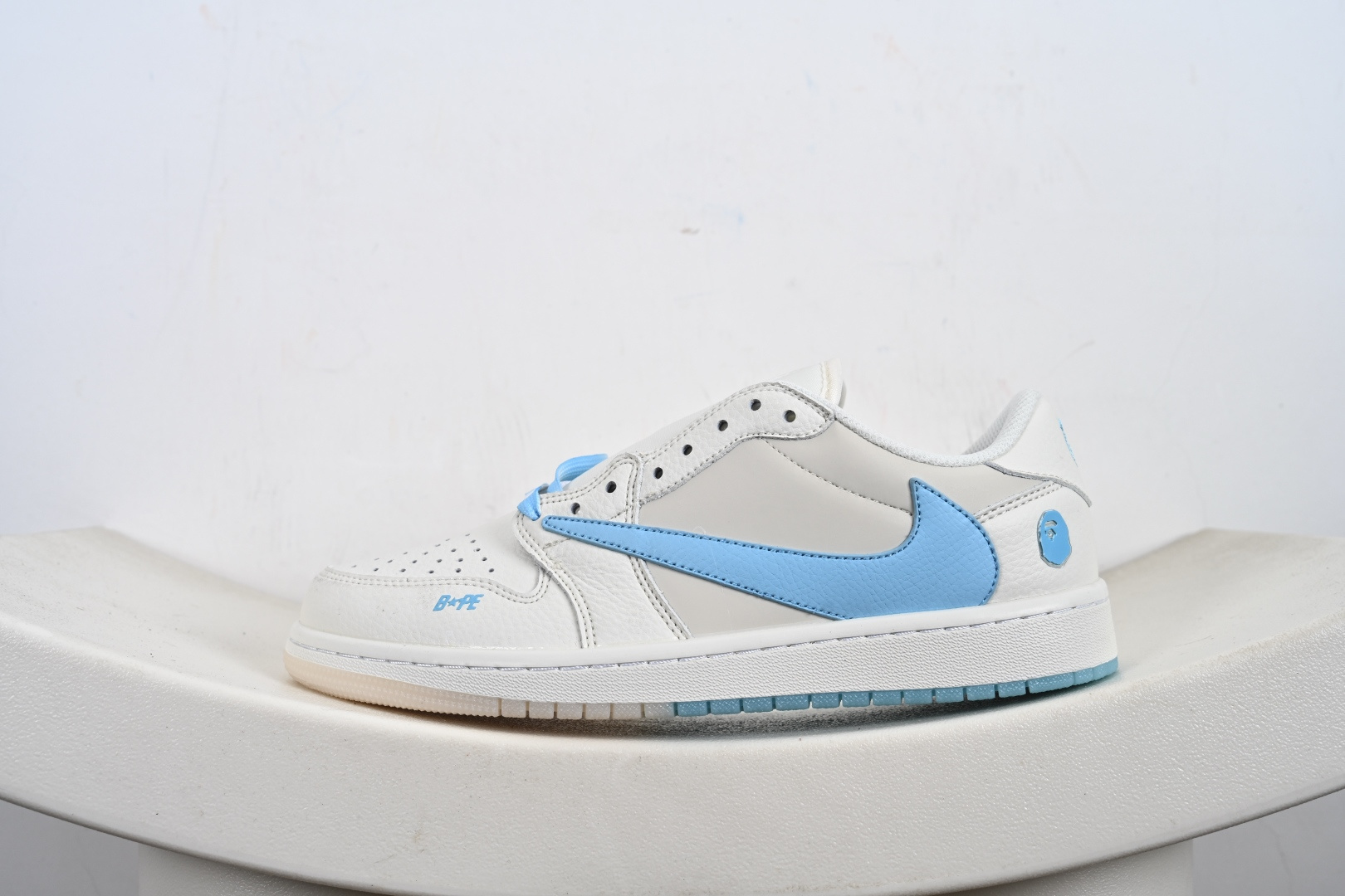240 Travis Scott x Fragment Design x Jordan Air Jordan 1 Low SP Bape联名——“白蓝” DM7866-107