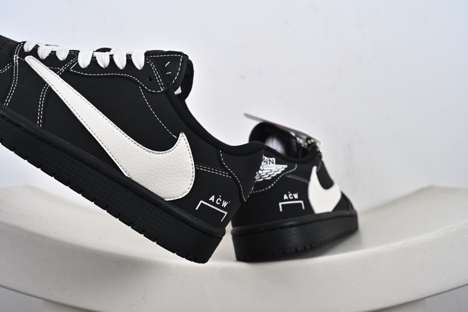 260 定制版 ACW x Travis Scott x Air Jordan 1 Low ACW x AJ1 低帮 黑白倒钩 AC1808-191