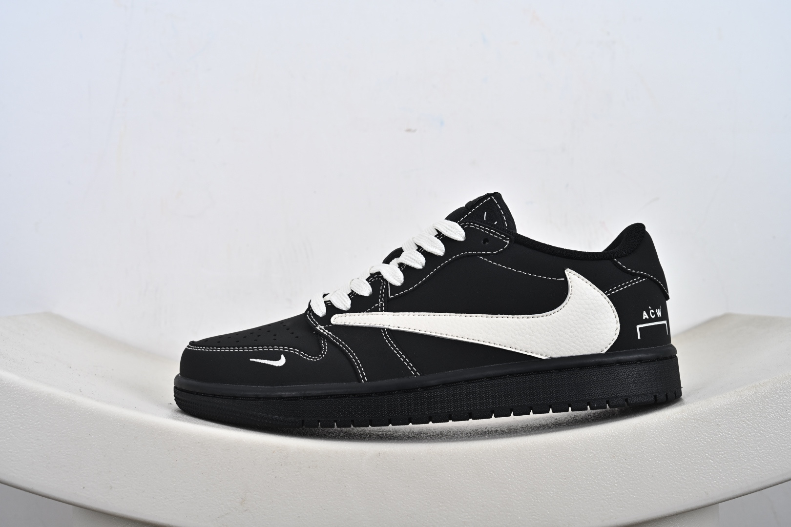 260 定制版 ACW x Travis Scott x Air Jordan 1 Low ACW x AJ1 低帮 黑白倒钩 AC1808-191