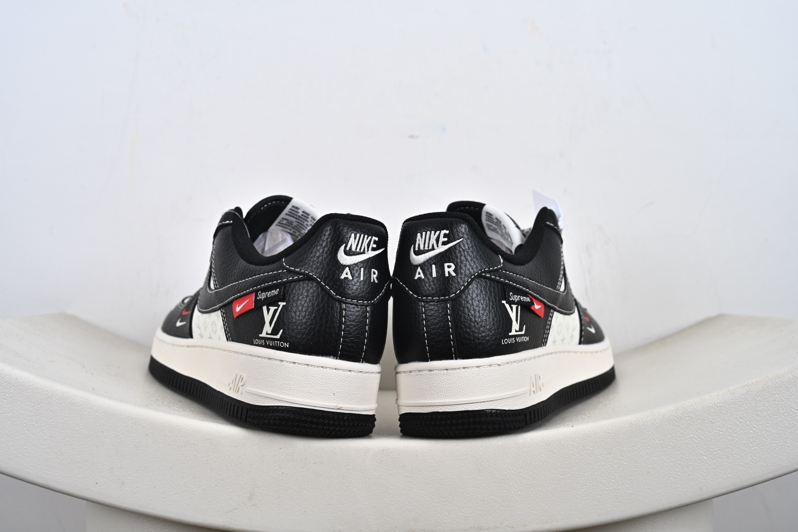 240 NIke Air Force 1 '07 Low 空军一号低帮 运动鞋 休闲鞋 MZ9588-813