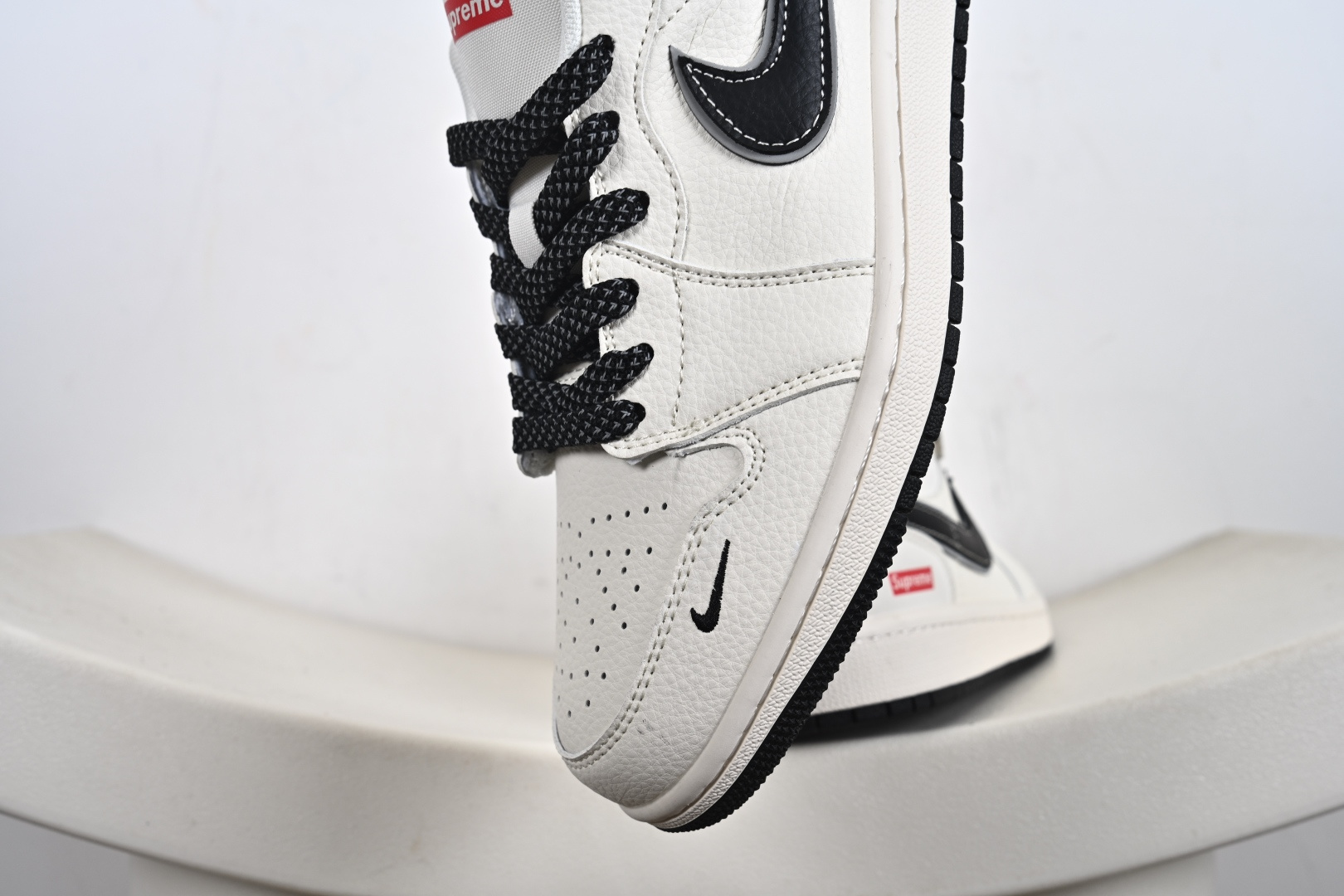 260 Nike Air Jordan 1 Low AJ1乔1低帮休闲板鞋 XX3168-172-Chinese UA Cheap High Quatity Brand Clothes Bags handbags Sneakers wholesale wholesaler seller from China Factory suppliers Fashion Clothing Shoes best Quality Beautiful Price 260 Nike Air Jordan 1 Low AJ1乔1低帮休闲板鞋 XX3168-172