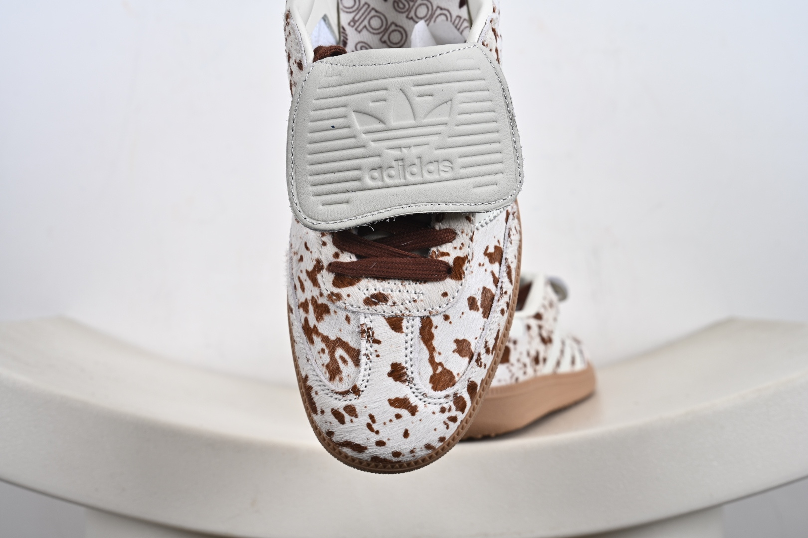 180 adidas SAMBA LT 德训鞋 高端定制桑巴系列 细节完美 舒适百搭 低帮休闲板鞋 JS3931