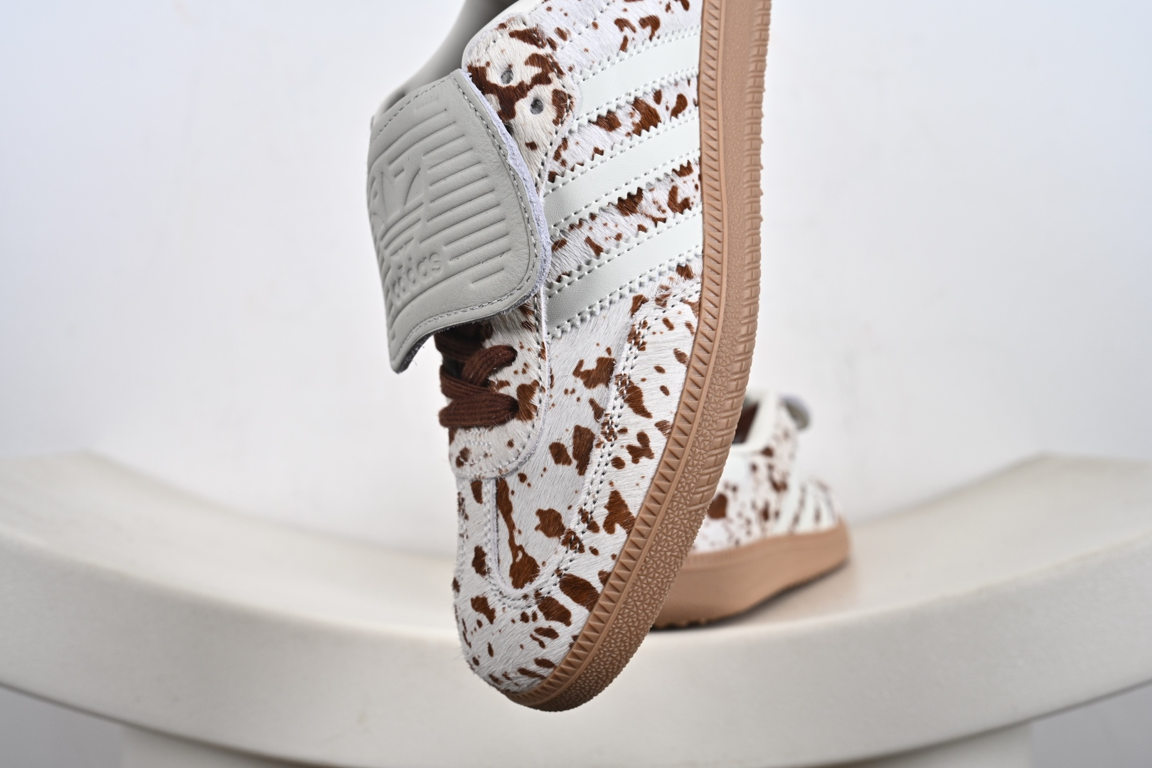 180 adidas SAMBA LT 德训鞋 高端定制桑巴系列 细节完美 舒适百搭 低帮休闲板鞋 JS3931